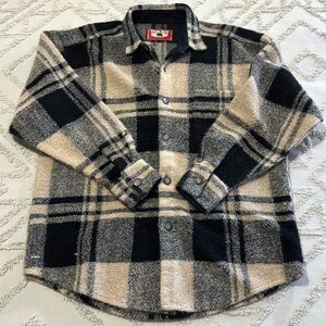 True Grit Vintage Pile Fleece Oversized Shirt size M